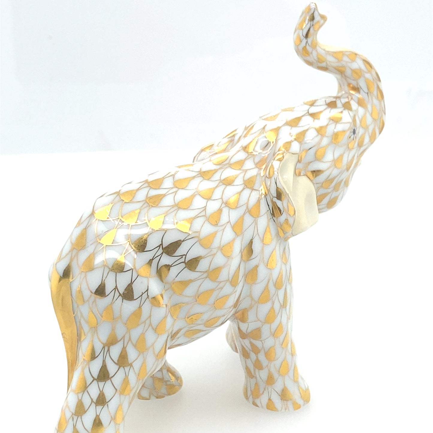 Herend elephant porcelain figurine. Hand painted designed with gold.