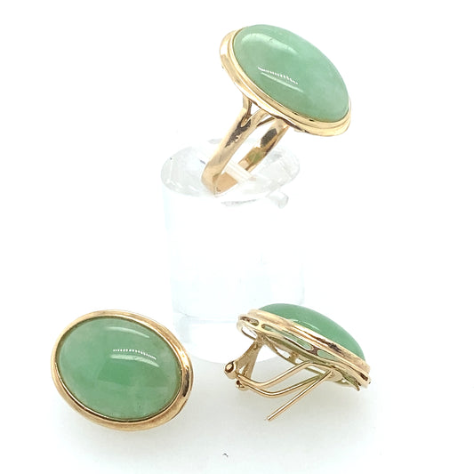 14k yellow gold jade ring and earring set.