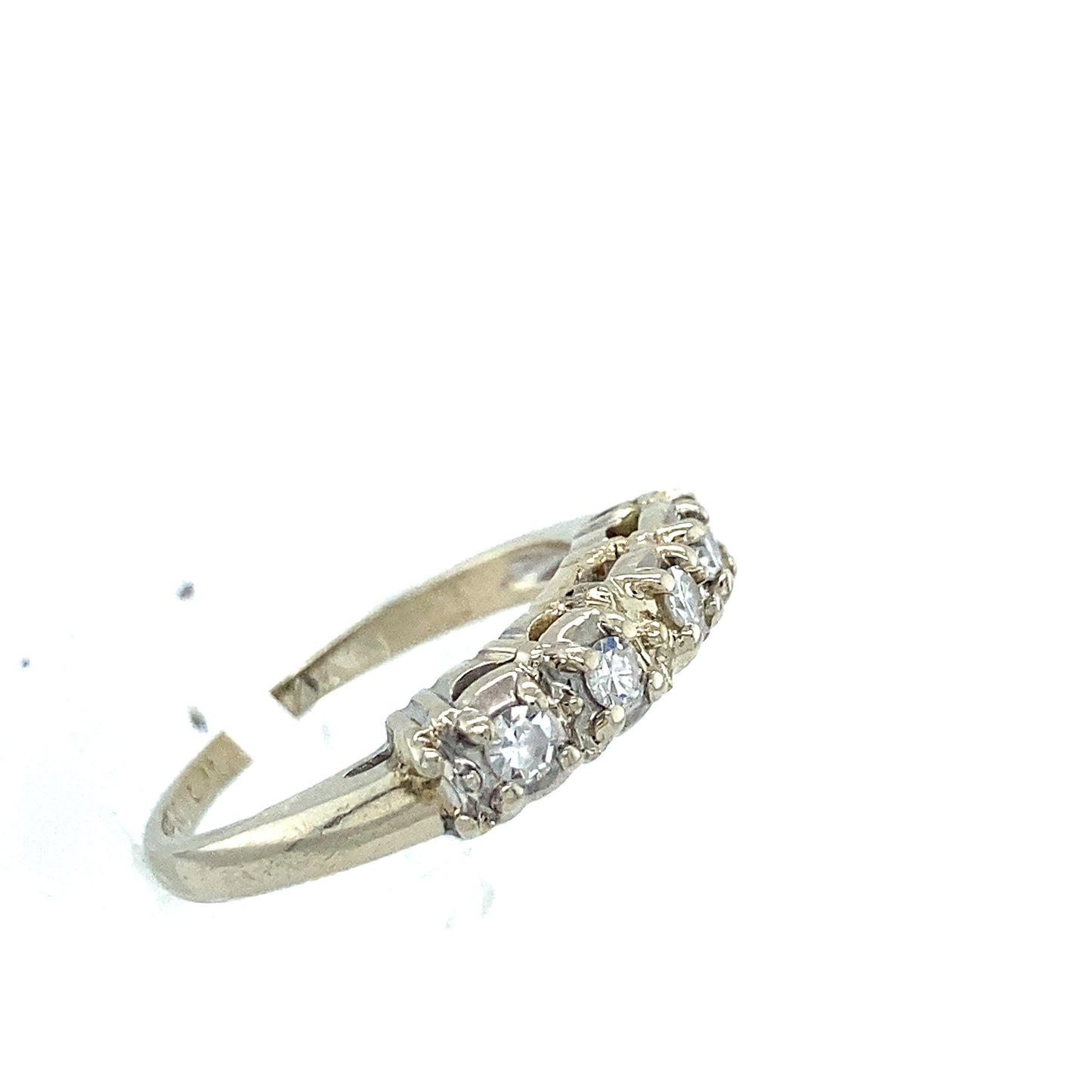 14K White Gold Vintage Diamond Anniversary Ring